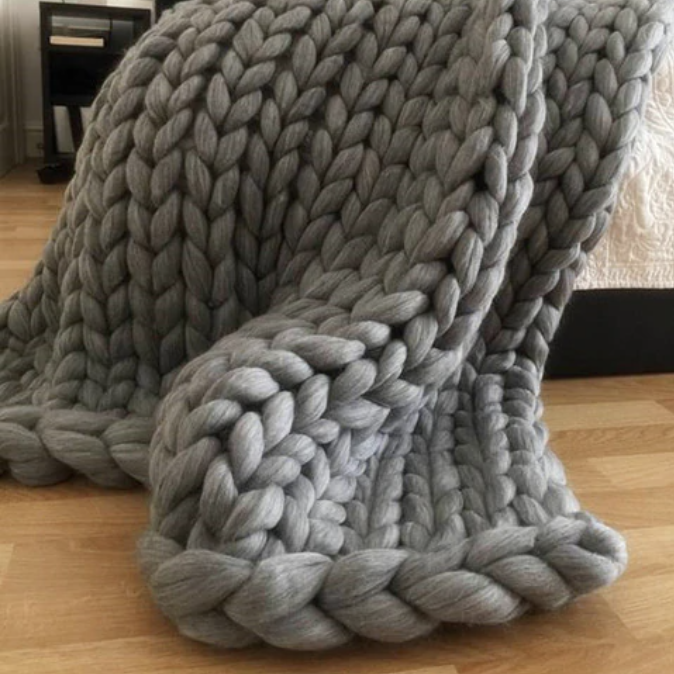 SUPER CHUNKY KNIT THROW BLANKET