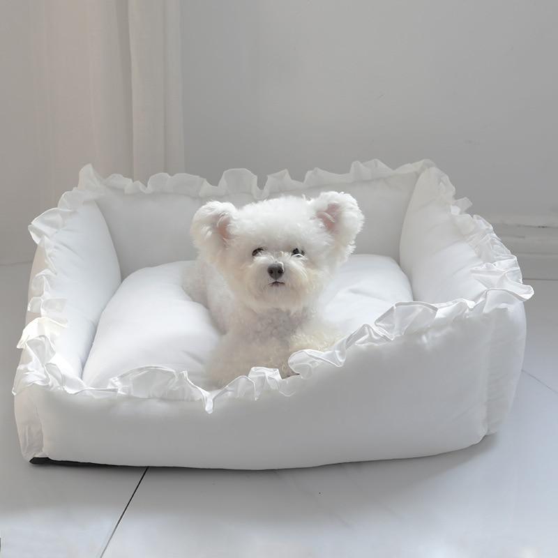 Farmhouse Daisy Frills Plush Calming Dog Bed - Western Nest, LLC